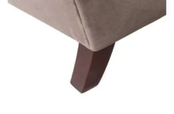 Hampstead Armchair -Vitra || Muuto Sales h a hampstead 4 seater mink velvet 16 detail 1 1