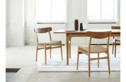 CH23 Dining Chair -Vitra || Muuto Sales lifestyle 1 3