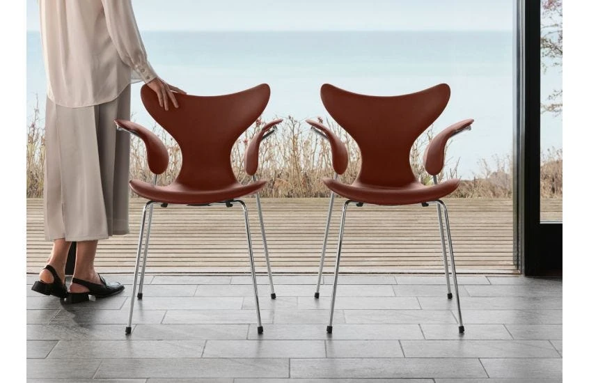 Fritz Hansen Lily Armchair Grace Leather Anniversary Piece 3 Fritz Hansen Lily Armchair Grace Leather Anniversary Piece
