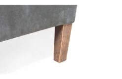 Oscar Standard 2 Seater Sofa -Vitra || Muuto Sales o s oscar former taller 9 detail 1