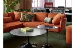 Saarinen Coffee Table With Black Base